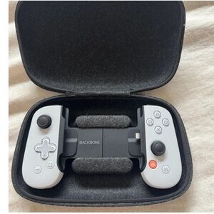 Backbone Handheld Console - Black and White